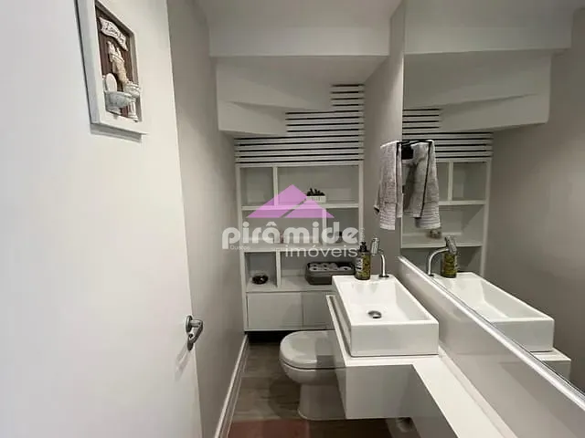 Casa 3 quartos e 2 banheiros, à venda, no bairro Jardim América em São José dos Campos
