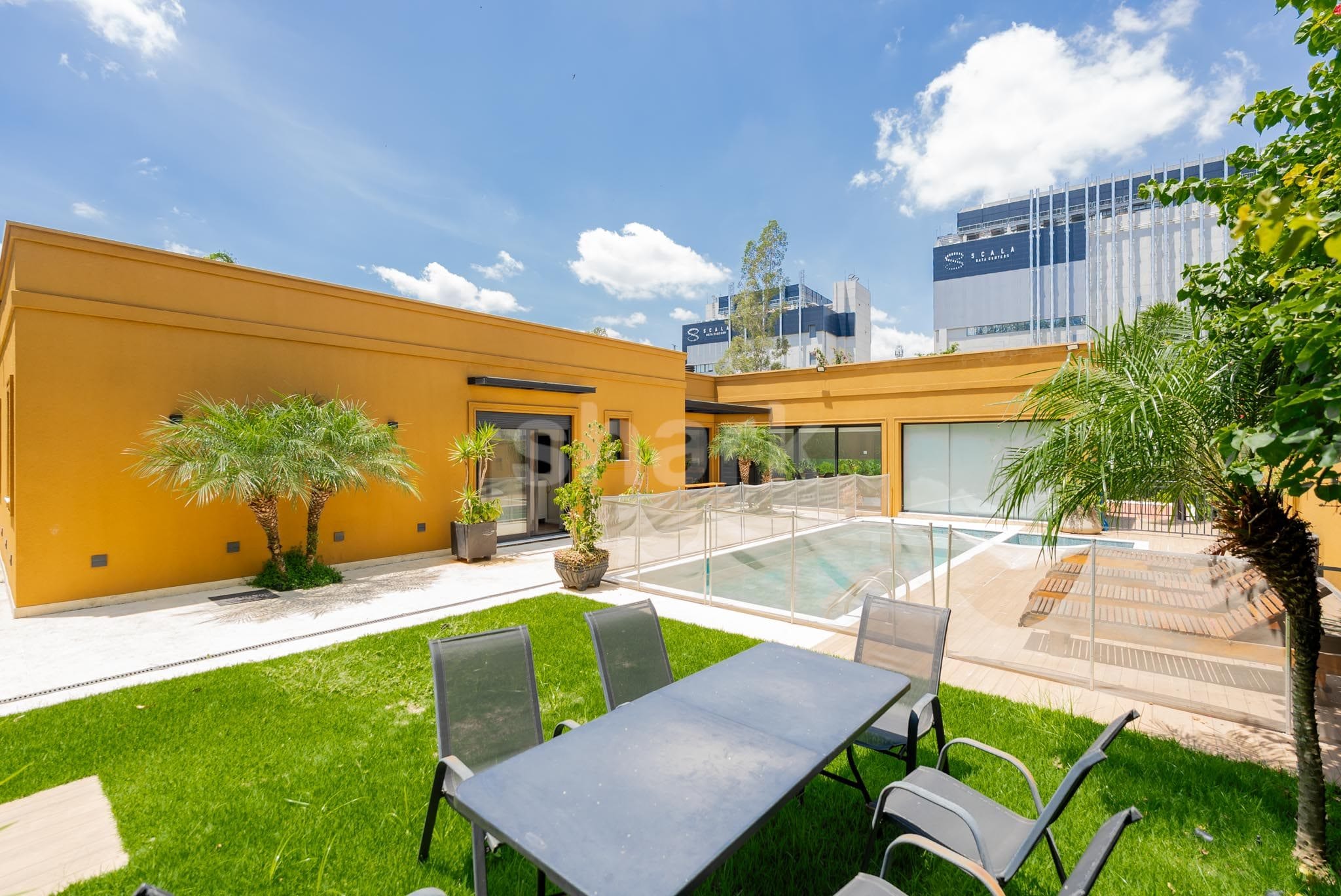 Casa em Residencial Tamboré — foto 2