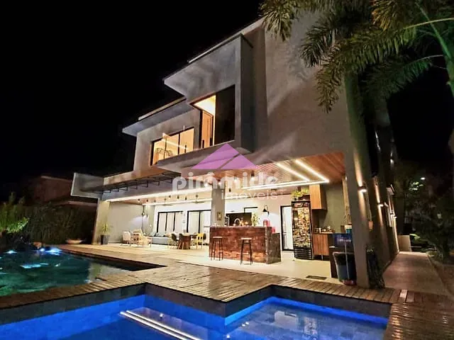 Casa 5 quartos e 6 banheiros, à venda, no bairro Jardim Paraíba em Jacareí
