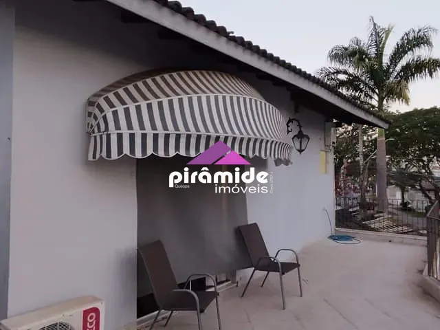 Casa com 350m² 3 quartos e 4 banheiros, à venda, no bairro Jardim Esplanada em São José dos Campos