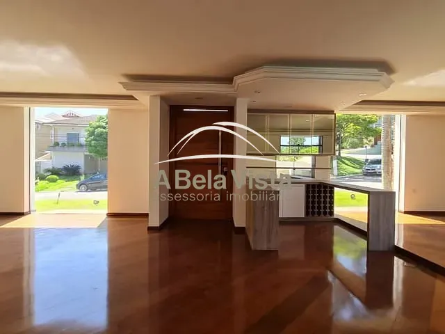 Casa com 850m² 5 quartos e 8 banheiros, à venda, no bairro Alphaville em Santana de Parnaíba