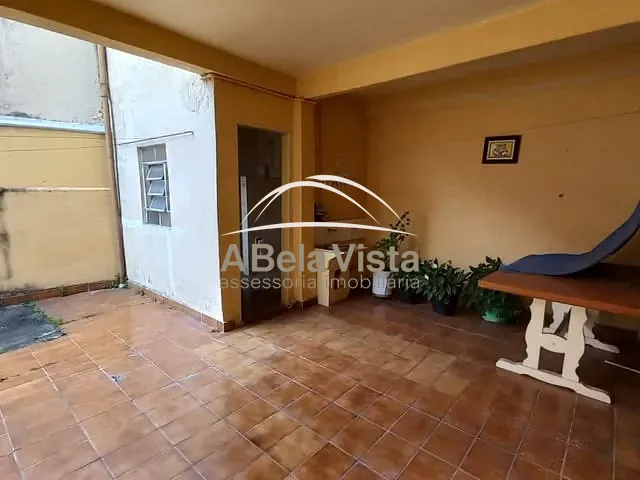 Casa com 126m² 2 quartos e 1 banheiro, à venda, no bairro Umuarama em Osasco