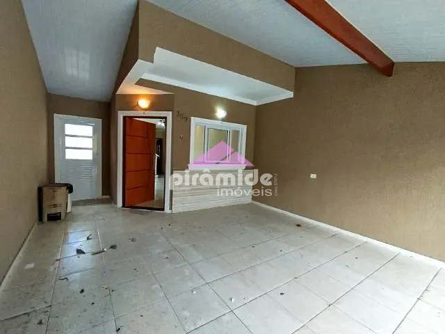 Casa 3 quartos e 3 banheiros, à venda, no bairro Jardim das Indústrias em São José dos Campos