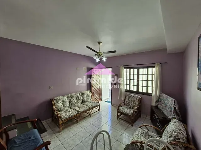 Casa com 109m² 2 quartos e 2 banheiros, à venda, no bairro Martin de Sá em Caraguatatuba