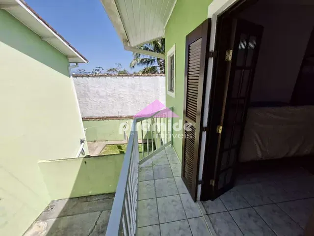 Casa com 109m² 2 quartos e 2 banheiros, à venda, no bairro Martin de Sá em Caraguatatuba