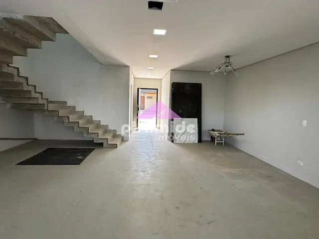 Casa 4 quartos e 4 banheiros, à venda, no bairro Jardim Santa Júlia em São José dos Campos