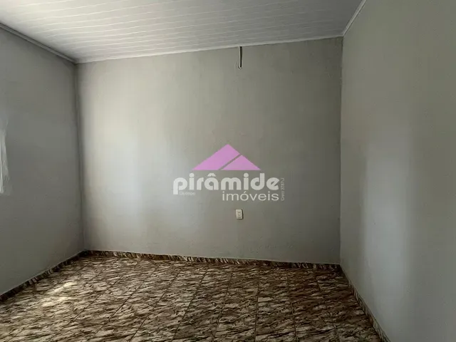 Casa 3 quartos e 1 banheiro, à venda, no bairro Vila São Bento em São José dos Campos