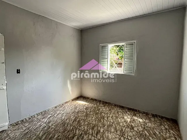 Casa 3 quartos e 1 banheiro, à venda, no bairro Vila São Bento em São José dos Campos