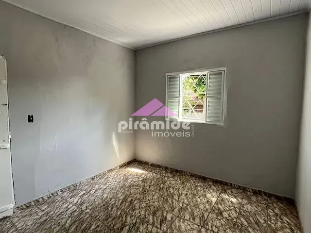Casa 3 quartos e 1 banheiro, à venda, no bairro Vila São Bento em São José dos Campos