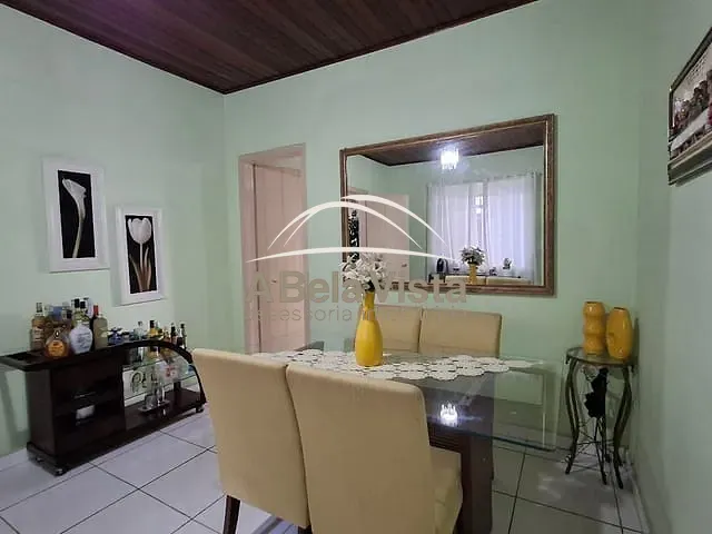 Casa com 210m² 4 quartos e 2 banheiros, à venda, no bairro Centro em Osasco