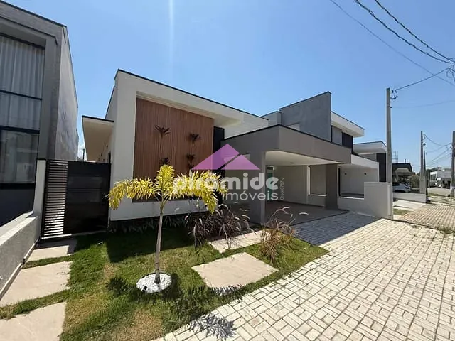 Casa com 300m² 3 quartos e 3 banheiros, à venda, no bairro Taubaté em Tremembé