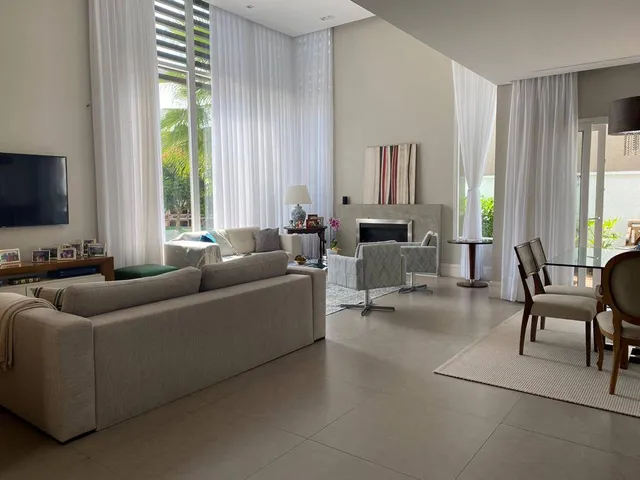 Casa com 420m² 3 quartos e 6 banheiros, para alugar, no bairro Tamboré em Santana de Parnaíba
