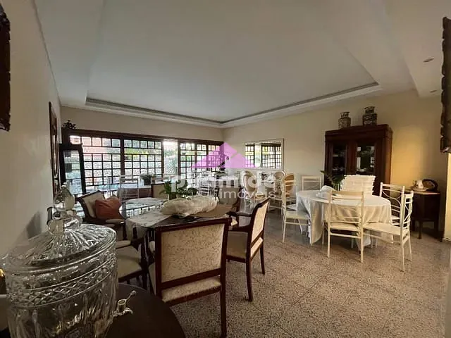 Casa 3 quartos e 4 banheiros, à venda, no bairro Jardim Esplanada em São José dos Campos
