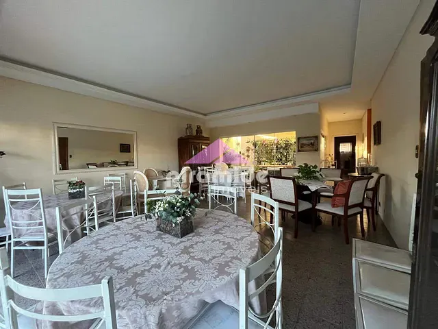 Casa 3 quartos e 4 banheiros, à venda, no bairro Jardim Esplanada em São José dos Campos