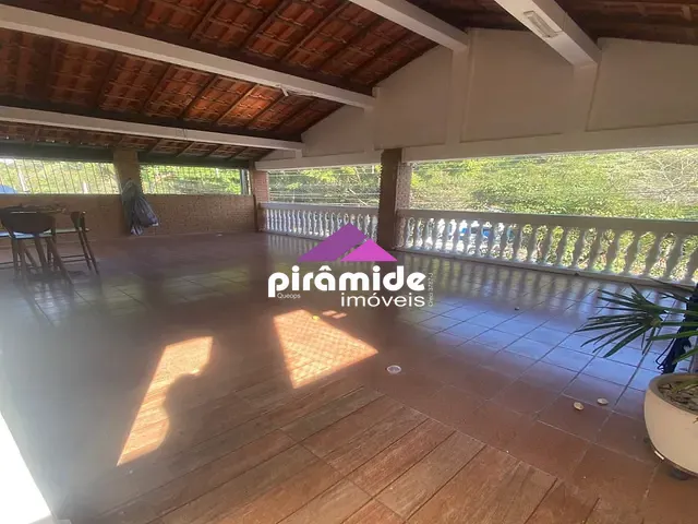 Casa com 394m² 5 quartos e 3 banheiros, à venda, no bairro Bosque dos Eucaliptos em São José dos Campos