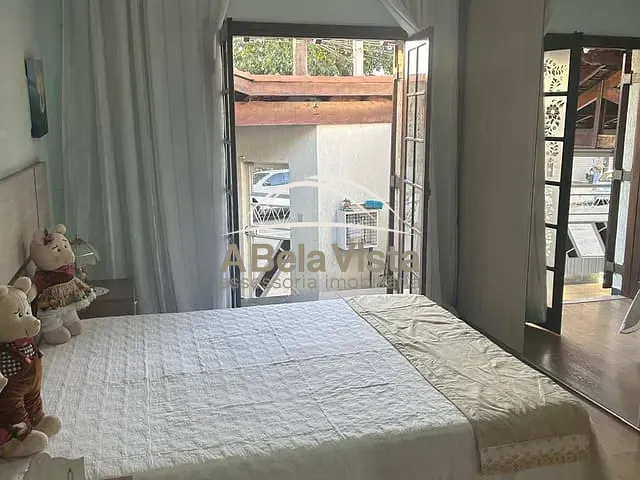 Casa com 246m² 2 quartos e 3 banheiros, à venda, no bairro Jardim das Flores em Osasco