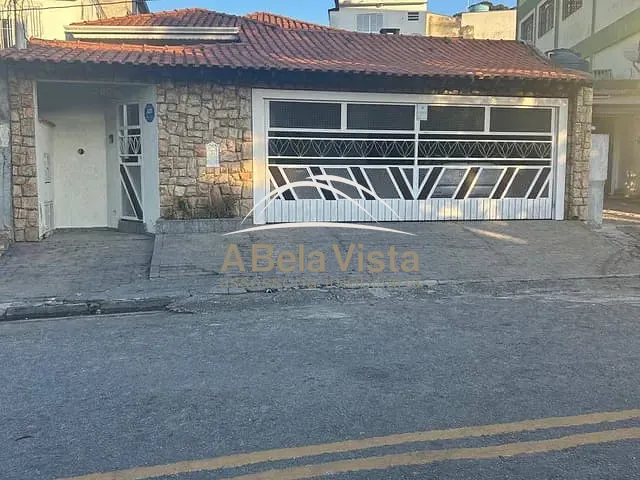 Casa com 246m² 2 quartos e 3 banheiros, à venda, no bairro Jardim das Flores em Osasco