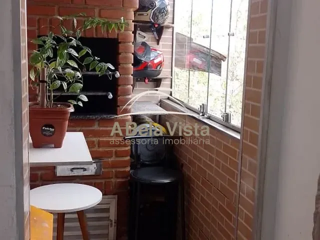 Casa 2 quartos e 1 banheiro, à venda, no bairro Padroeira em Osasco