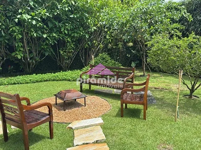Casa com 720m² 6 quartos e 5 banheiros, à venda, no bairro Park Imperial em Caraguatatuba