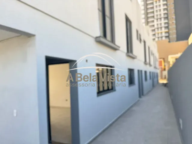 Casa 2 quartos e 1 banheiro, à venda, no bairro Vila Osasco em Osasco