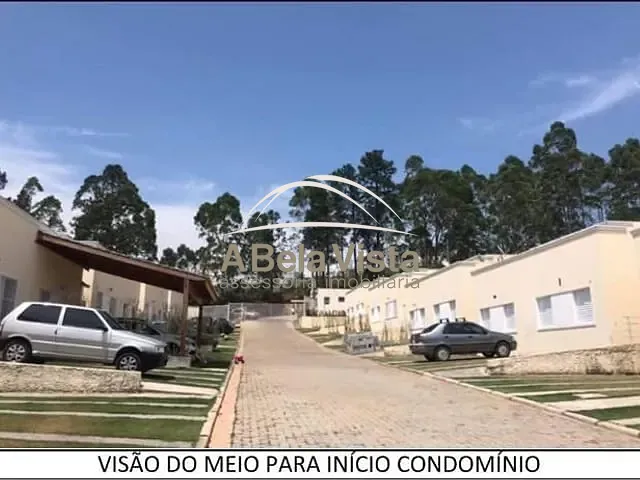 Casa 3 quartos e 1 banheiro, à venda, no bairro Chácara Tropical (Caucaia do Alto) em Cotia