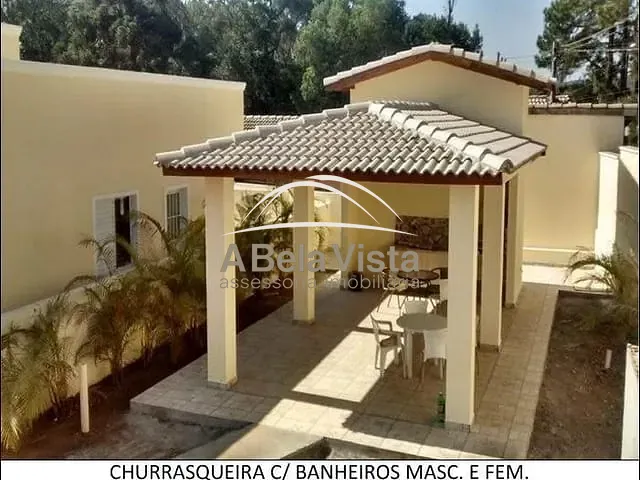 Casa 3 quartos e 1 banheiro, à venda, no bairro Chácara Tropical (Caucaia do Alto) em Cotia