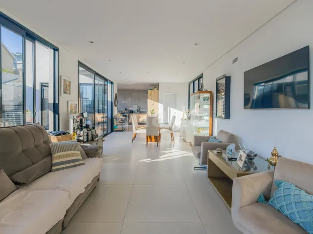 Casa com 500m² 3 quartos e 4 banheiros, à venda, no bairro Alphaville em Santana de Parnaíba