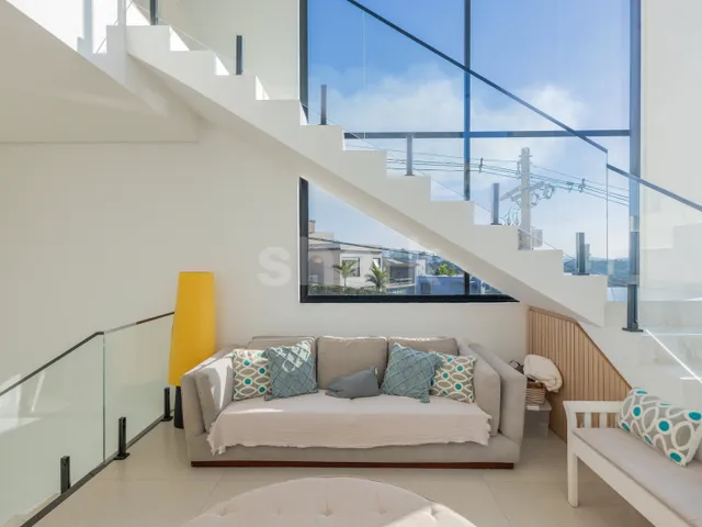 Casa com 500m² 3 quartos e 4 banheiros, à venda, no bairro Alphaville em Santana de Parnaíba