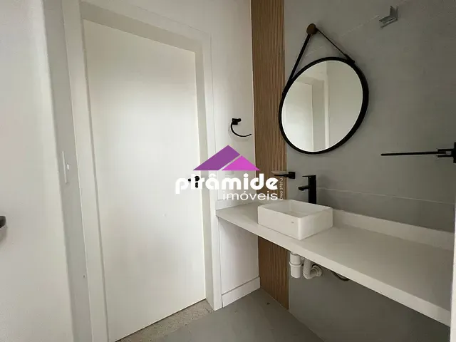 Casa 3 quartos e 3 banheiros, à venda, no bairro Residencial Colinas em Caçapava