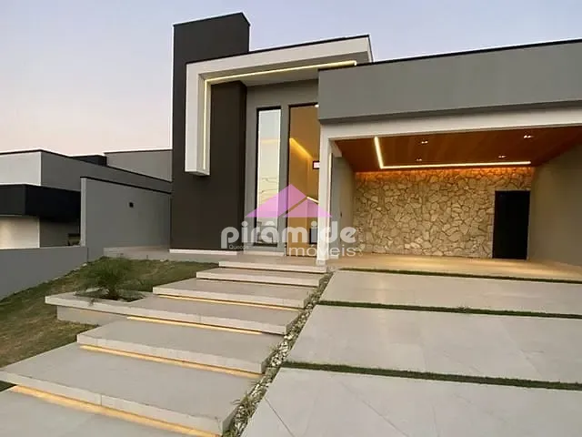 Casa com 360m² 3 quartos e 1 banheiro, à venda, no bairro Residencial Colinas em Caçapava