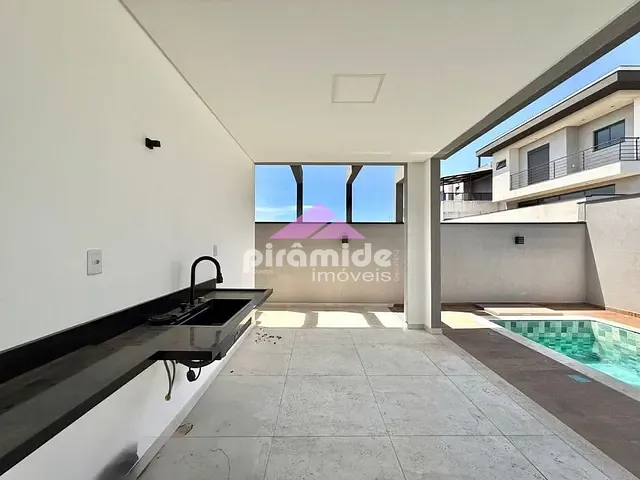 Casa 4 quartos e 3 banheiros, à venda, no bairro Residencial Alta Vista 1 em Caçapava