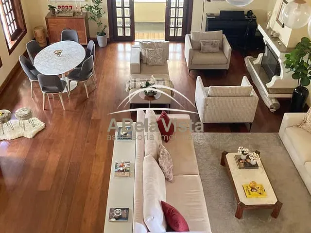 Casa com 600m² 4 quartos e 6 banheiros, para alugar, no bairro Alphaville em Santana de Parnaíba