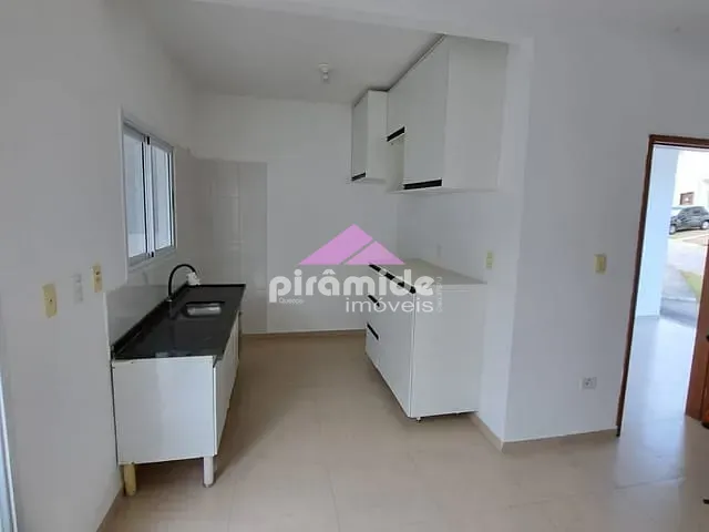 Casa 2 quartos e 1 banheiro, para alugar, no bairro Chácaras São José em São José dos Campos