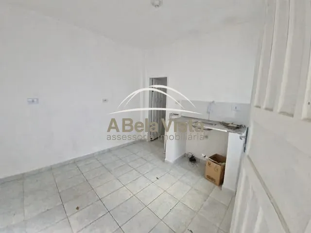 Casa 1 quarto e 1 banheiro, para alugar, no bairro Bela Vista em Osasco