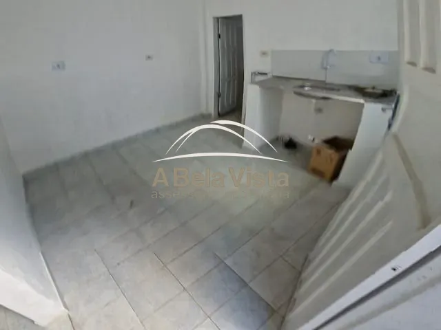 Casa 1 quarto e 1 banheiro, para alugar, no bairro Bela Vista em Osasco