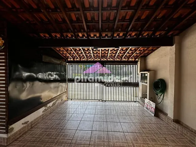 Casa com 125m² 3 quartos e 2 banheiros, à venda, no bairro Vila Tesouro em São José dos Campos