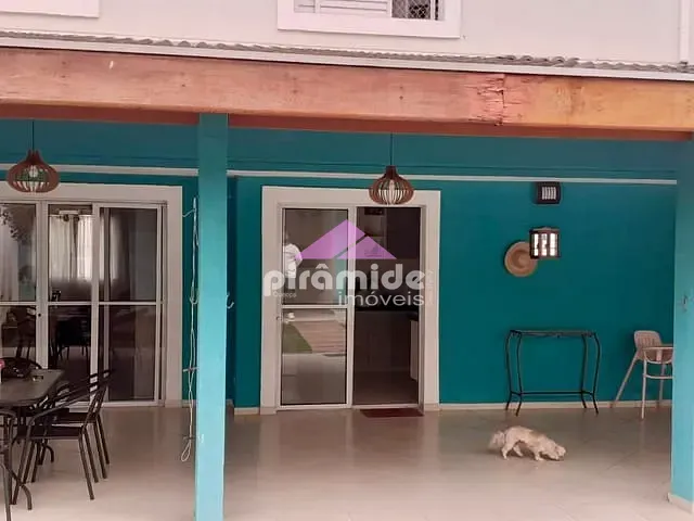 Casa com 250m² 4 quartos e 3 banheiros, à venda, no bairro Loteamento Villa Branca em Jacareí