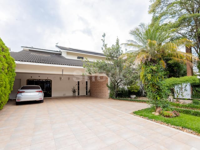 Casa com 510m² 4 quartos e 7 banheiros, à venda, no bairro Alphaville em Santana de Parnaíba