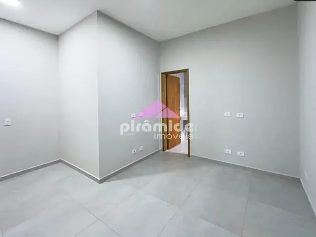 Casa com 61m² 2 quartos e 1 banheiro, à venda, no bairro Balneário dos Golfinhos em Caraguatatuba