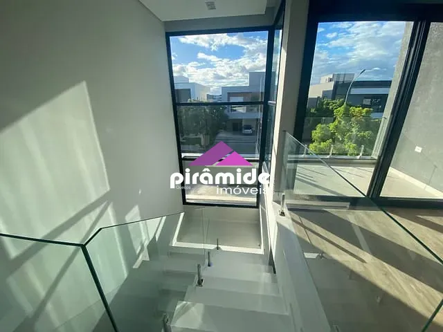 Casa com 481m² 5 quartos e 7 banheiros, à venda, no bairro Urbanova em São José dos Campos