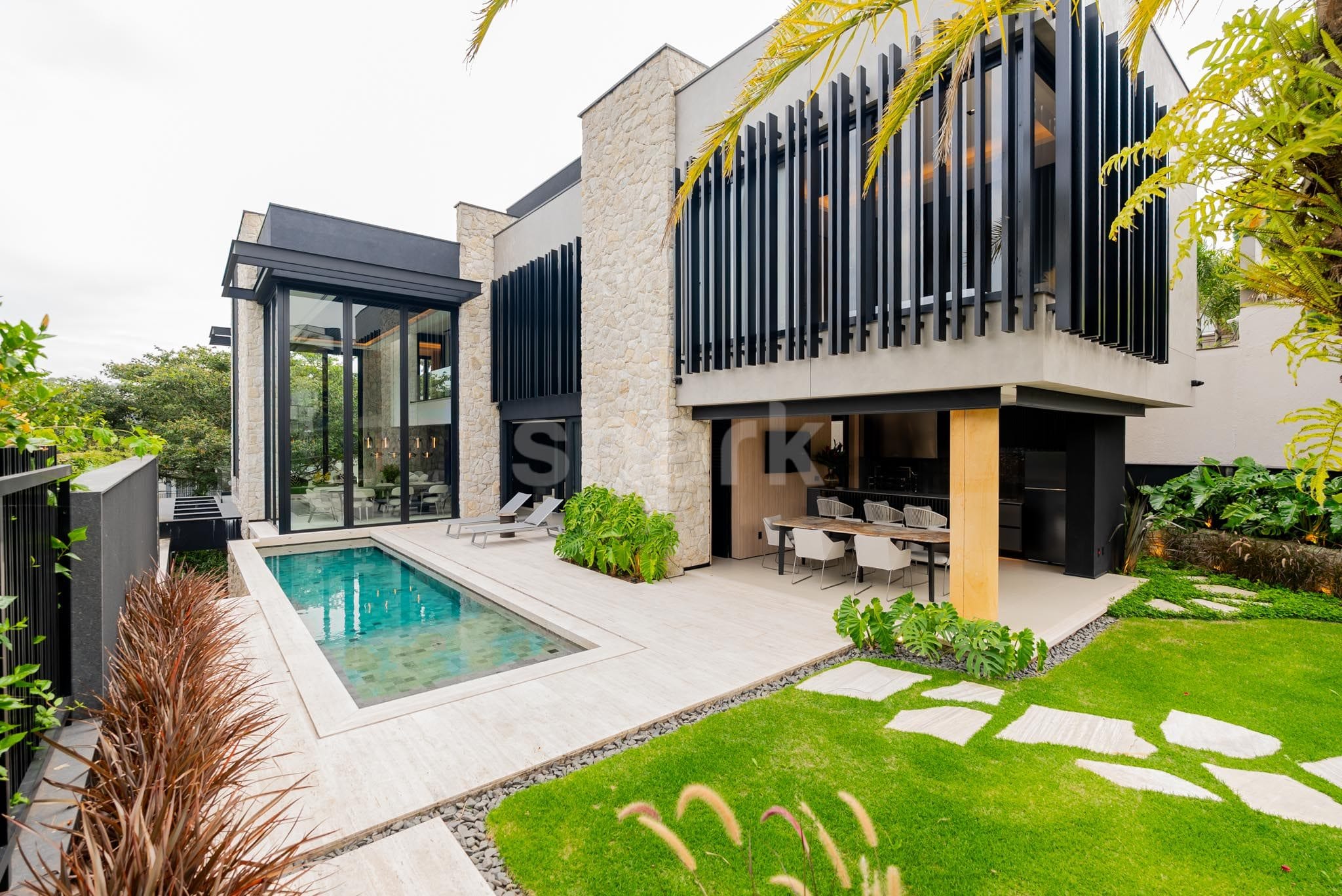Casa em Cidade Tamboré — foto 1