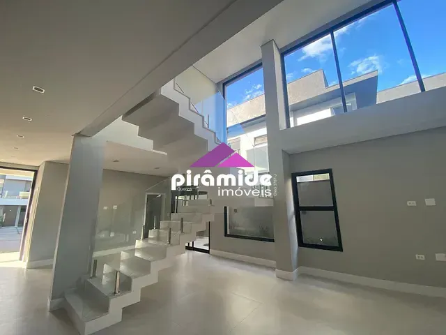 Casa com 472m² 4 quartos e 6 banheiros, à venda, no bairro Urbanova em São José dos Campos