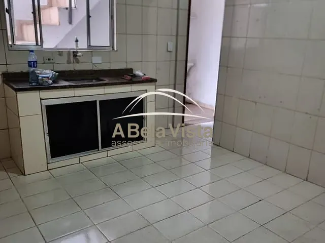 Casa com 150m² 1 quarto e 1 banheiro, à venda, no bairro Bela Vista em Osasco