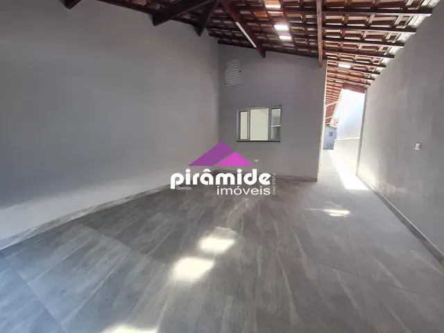 Casa com 150m² 2 quartos e 2 banheiros, à venda, no bairro Jaraguá em Caraguatatuba
