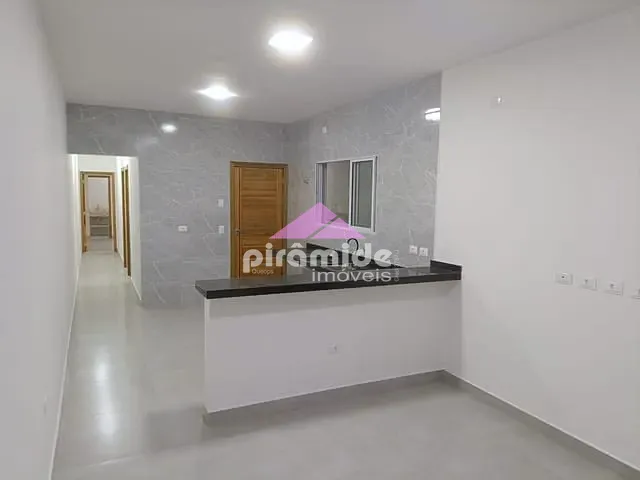 Casa com 150m² 2 quartos e 1 banheiro, à venda, no bairro Jaraguá em Caraguatatuba