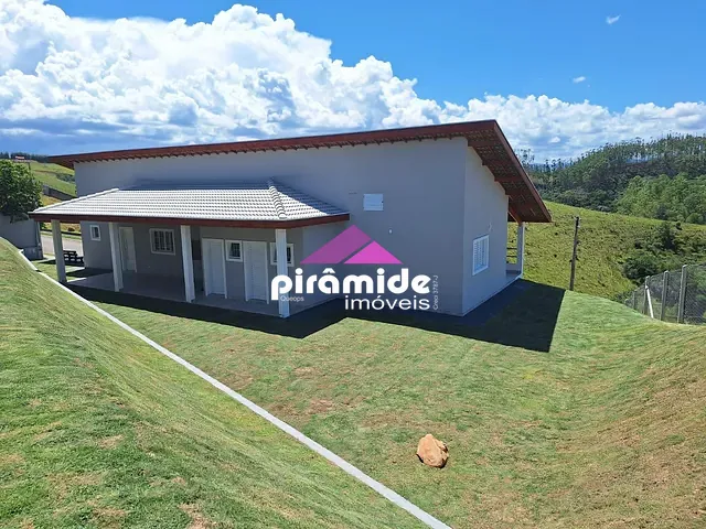 Casa 3 quartos e 3 banheiros, à venda, no bairro Condomínio Residencial Mantiqueira em São José dos Campos
