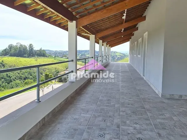 Casa 3 quartos e 3 banheiros, à venda, no bairro Condomínio Residencial Mantiqueira em São José dos Campos