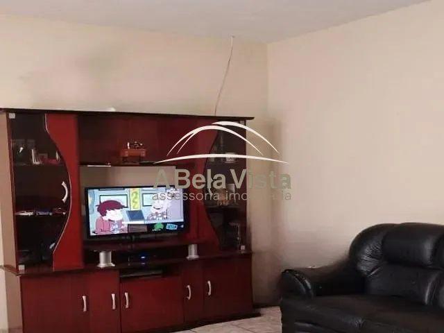 Casa com 174m² 6 quartos e 3 banheiros, à venda, no bairro Jardim Roberto em Osasco