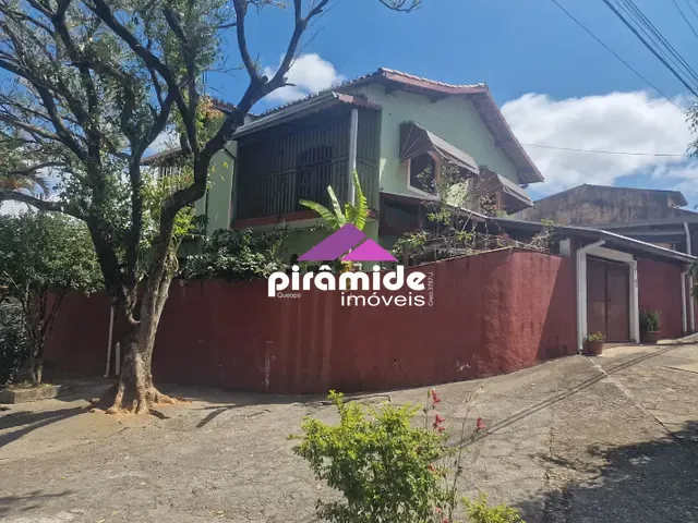 Casa com 310m² 4 quartos e 4 banheiros, à venda, no bairro Jardim São Jorge em São José dos Campos