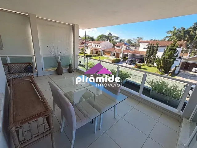 Casa com 480m² 4 quartos e 6 banheiros, à venda, no bairro Jardim Esplanada em São José dos Campos